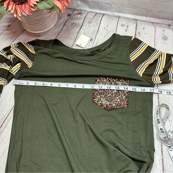 NWT Boutique Olive sequin pocket tunic knit top color block stipe long sleeve - Picture 6 of 10